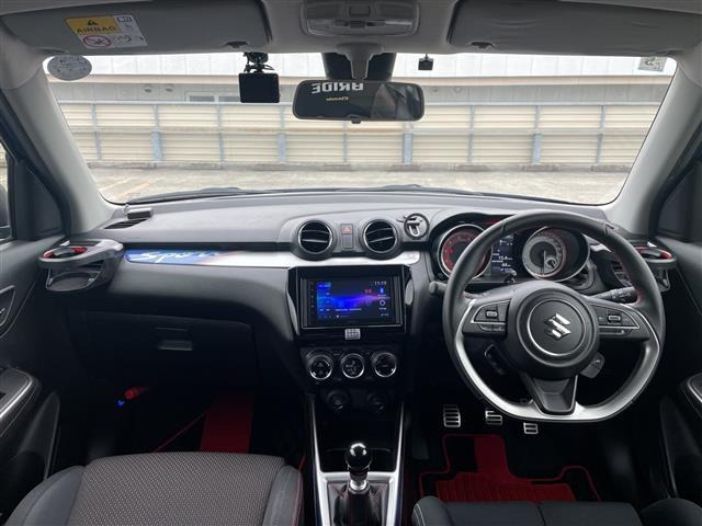 スイフト1.4 スポーツ ZC33S ファイナル エディション