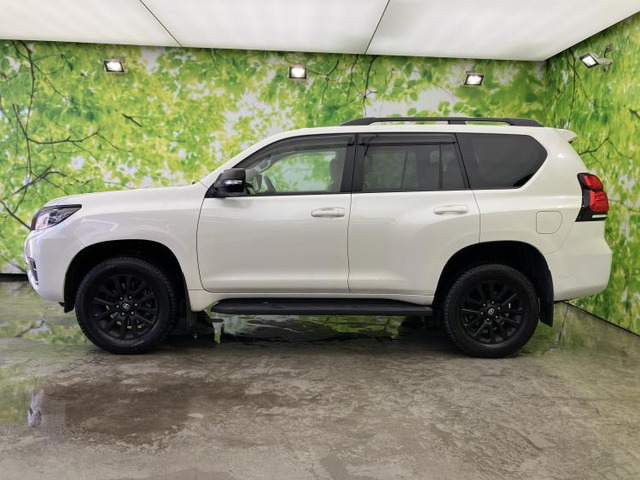 ランドクルーザープラド2.7 TX Lパッケージ マットブラック エディション 4WD