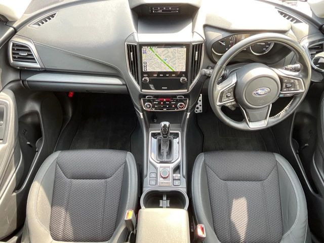 フォレスター2.0 アドバンス 4WD