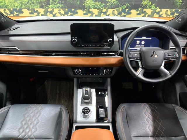 アウトランダーPHEV 2.4 P 4WD
