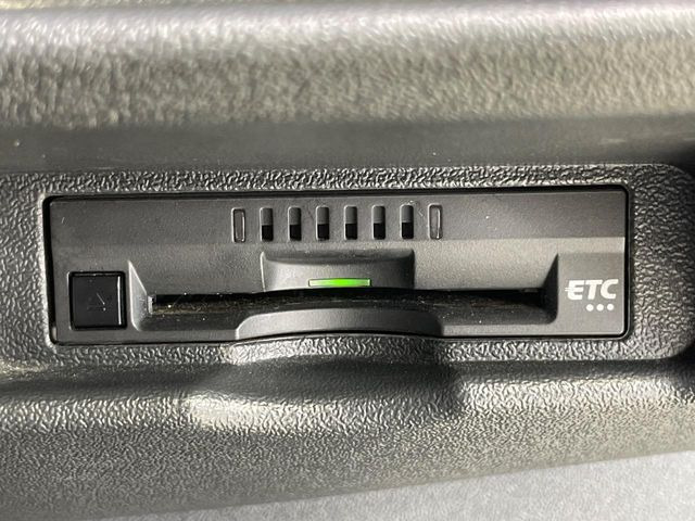 【ETC】高速道路の料金所をストレスなく通過!話題のスポットやサービスエリアに多い「スマートIC」利用時は必須のアイテムです。当店でセットアップを実施、ご納車当日からすぐにご利用いただけます!