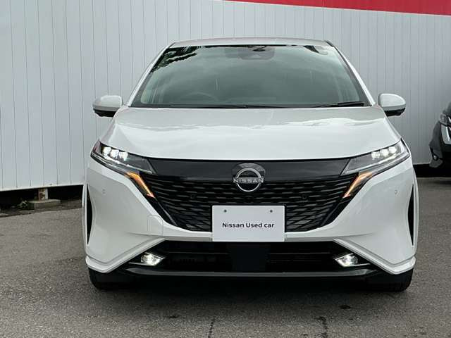 ノートオーラ1.2 G FOUR レザーエディション 4WD