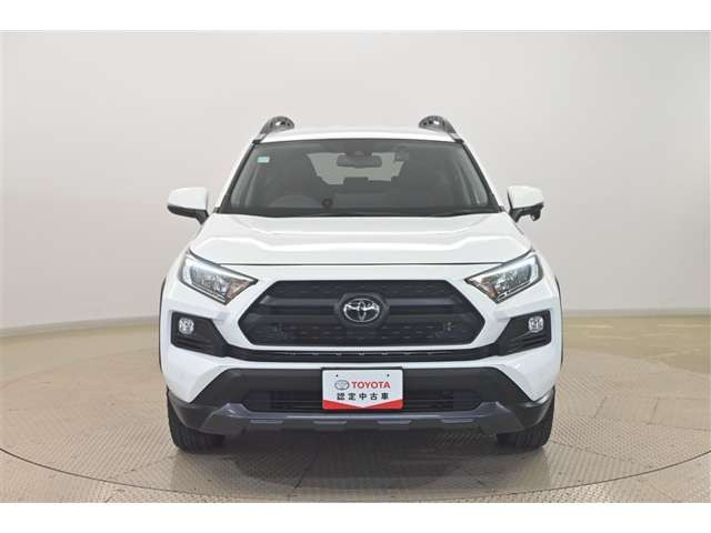 RAV42.0 アドベンチャー オフロードパッケージ 4WD
