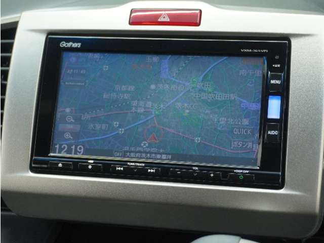 フリードスパイク1.5 G プレミアムエディション