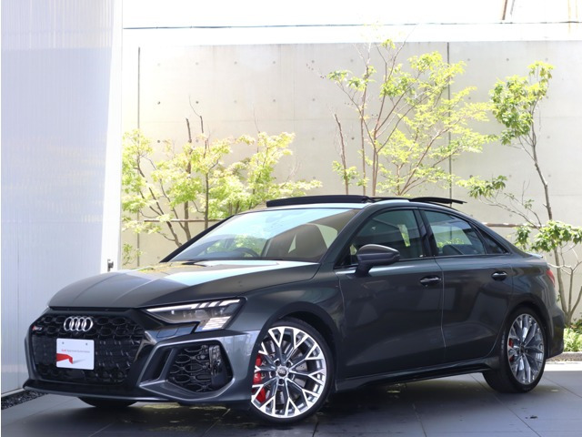 RS3セダン2.5 4WD