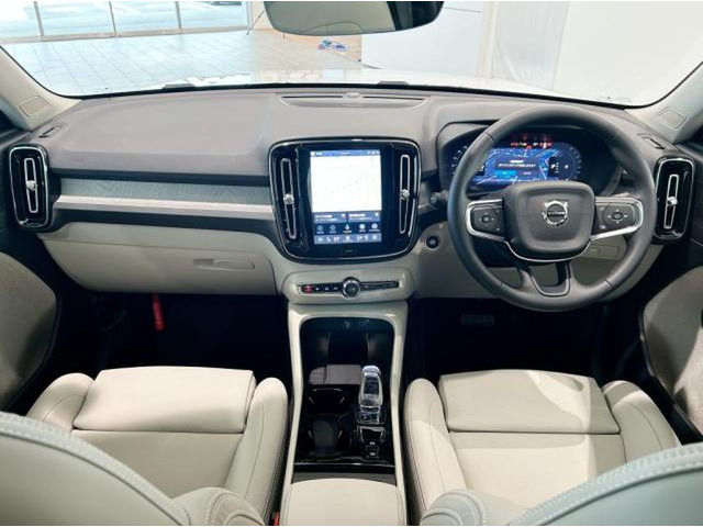 XC40B3