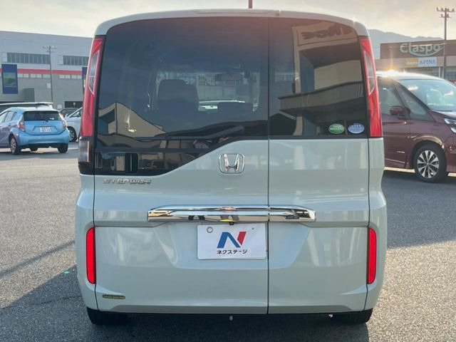 �������x�̃K���X�疌�ŝ����͂������A�㎿�ȃc���E����������B���O����_���J�����؂Ȉ��Ԃ�ی삵�A�F�����E�򉻂�h�~�B�u�e�X�v���b�V���R�[�g�v�A�u�e�v���~�b�T�R�[�g�v���炨�I�т��������܂��B