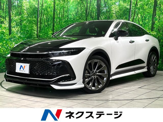 クラウンクロスオーバー2.5 G アドバンスト レザー パッケージ E-Four 4WD