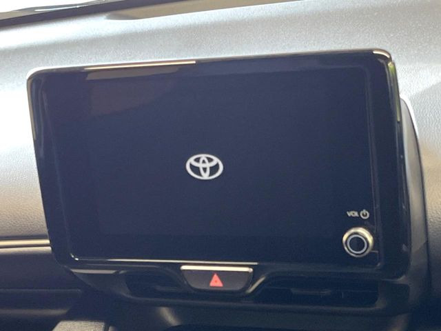 �y8�C���` �f�B�X�v���C�I�[�f�B�I�z���ʂ̃f�B�X�v���C��AppleCarPlay��AndroidAuto�����p�\�B�傫�ȉ�ʂŃX�}�z�i�r�A�v���������p���������܂���