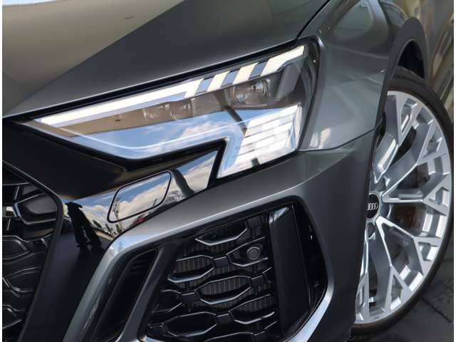 RS3セダン2.5 4WD