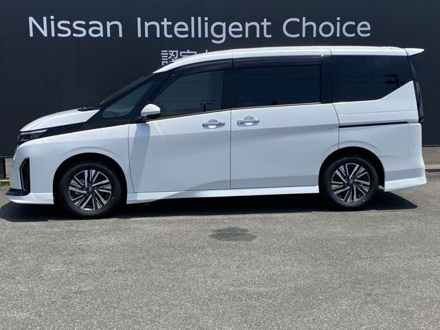 セレナ1.4 e-POWER ハイウェイスターV