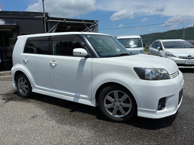カローラルミオン1.5 G エアロツアラー