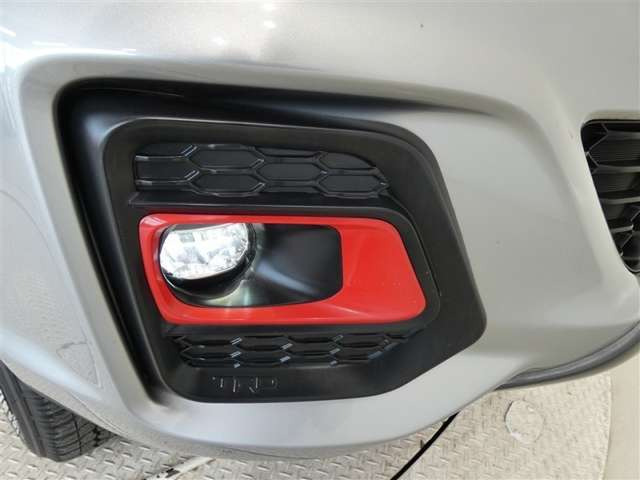 ハイラックス2.4 Z ブラック ラリー エディション ディーゼル 4WD