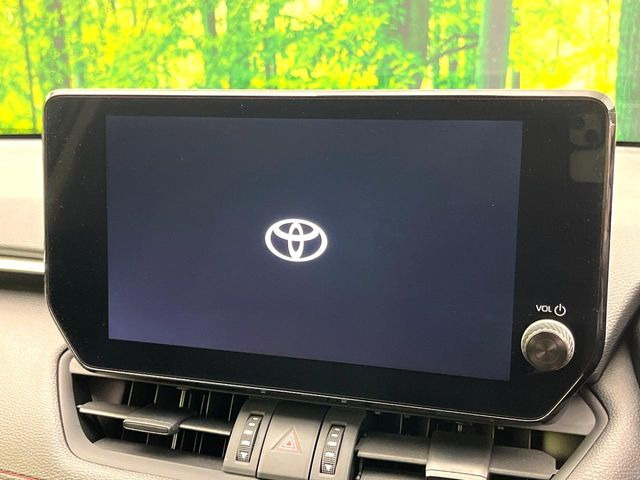 �y10.5�C���` �f�B�X�v���C�I�[�f�B�I�z���ʂ̃f�B�X�v���C��AppleCarPlay��AndroidAuto�����p�\�B�傫�ȉ�ʂŃX�}�z�i�r�A�v���������p���������܂���