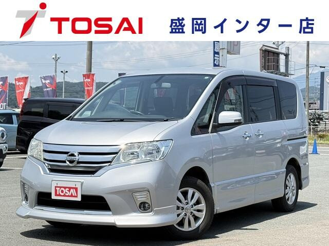セレナ2.0 ハイウェイスター Vセレクション 4WD