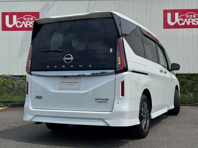 セレナ1.4 e-4ORCE ハイウェイスターV 4WD