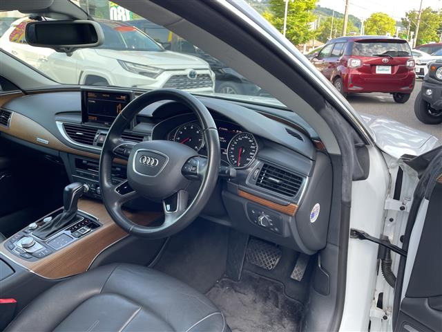 A7スポーツバック2.0 TFSI クワトロ 4WD