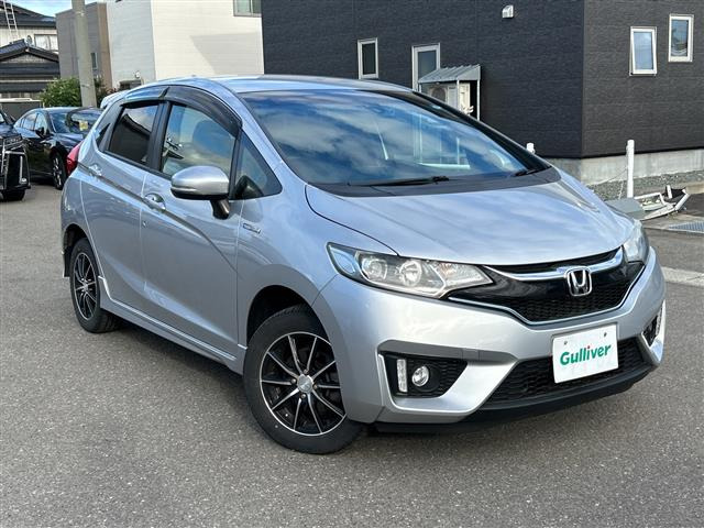フィット1.5 ハイブリッド Sパッケージ 4WD