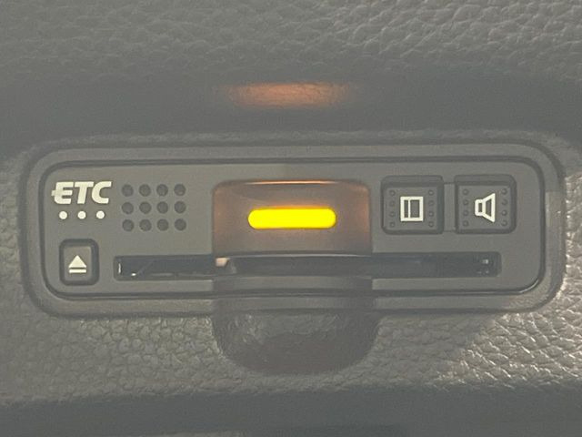 【ETC】高速道路の料金所をストレスなく通過!話題のスポットやサービスエリアに多い「スマートIC」利用時は必須のアイテムです。当店でセットアップを実施、ご納車当日からすぐにご利用いただけます!