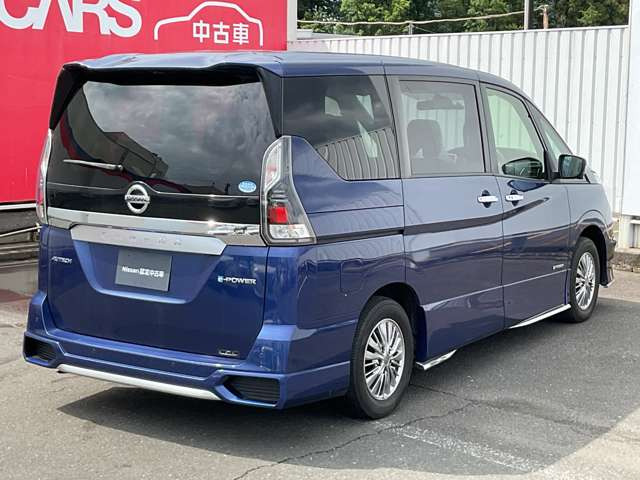 セレナ1.2 e-POWER AUTECH