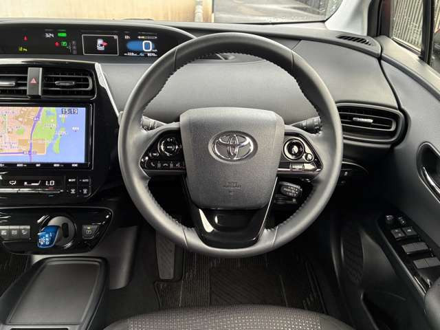 プリウス1.8 S