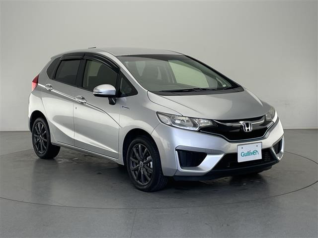 フィット1.5 ハイブリッド Fパッケージ 4WD