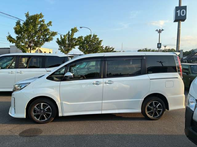 ノア2.0 Si W×B II 4WD