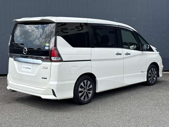 セレナ2.0 ハイウェイスター