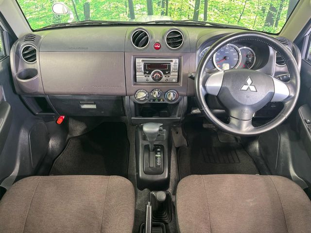 パジェロミニエクシード 4WD