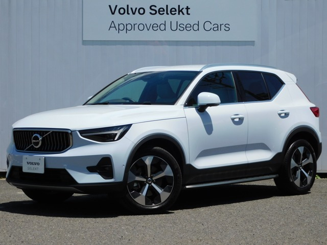 XC40ウルトラ B4 AWD 4WD