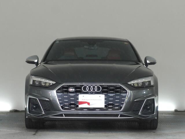 S5スポーツバック3.0 4WD