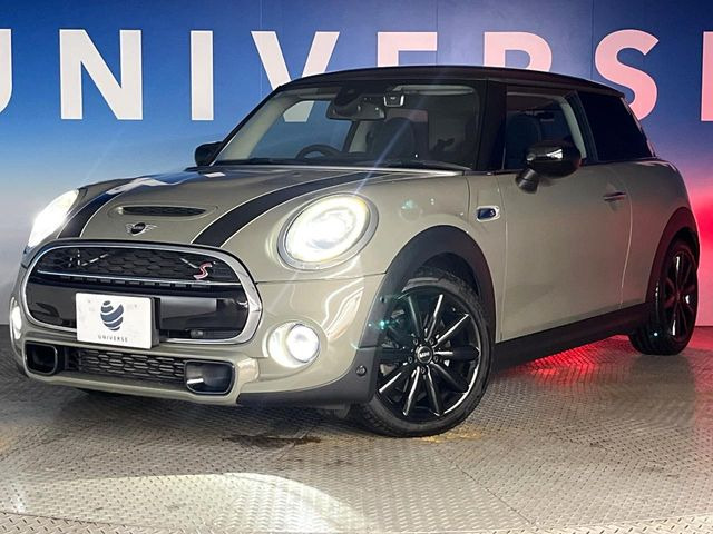 ��LED�w�b�h���C�g:��ԑ��s�����ǍD�Ȏ��E���m�ۂ����S���ĉ^�]�ł��鍂�P�xLED�w�b�h���C�g�𑕔�!�_�����x�������A����d�͂��}�����Ă��܂��B