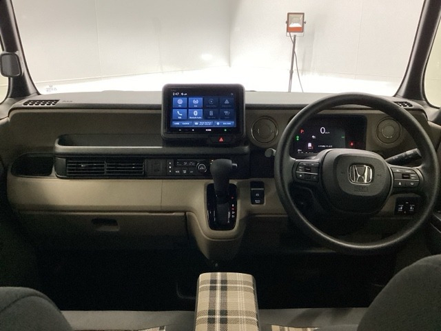 N-BOXジョイ 2トーン