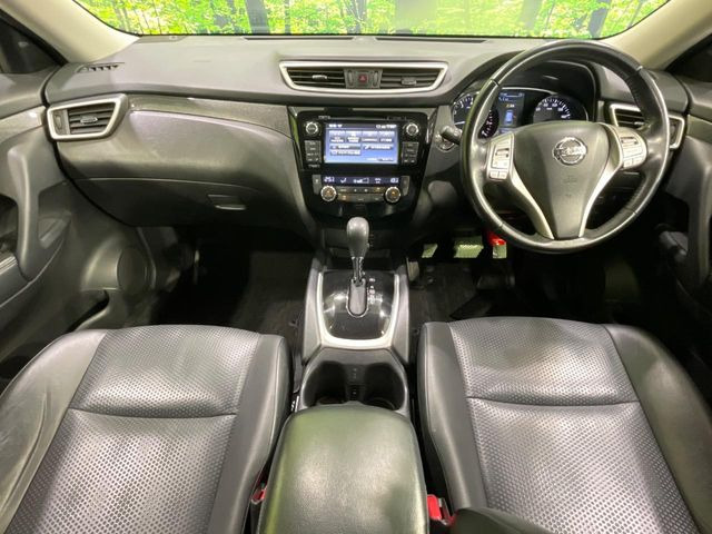 エクストレイル2.0 20Xt エマージェンシーブレーキパッケージ