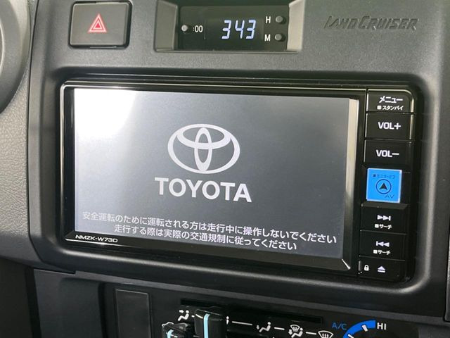 �y�����i�r�z�l�C�̏����i�r�𑕔����Ă���܂��B�i�r�̎g���₷���͂������A�I�[�f�B�I�@�\���[��!�L�����v�◷�s�͂������A�ʋ΂┃�����ȂǕ��i�̃h���C�u���y�����Ȃ�͂���