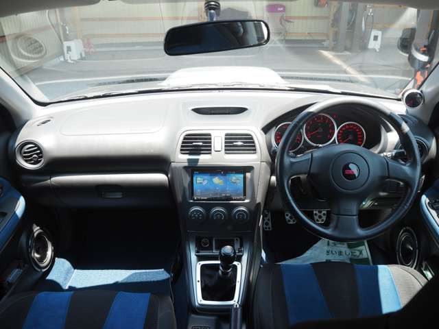 インプレッサWRX2.0 WRX STI 4WD