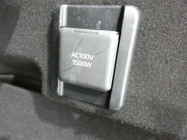 クラウンクロスオーバー2.5 G アドバンスト レザー パッケージ E-Four 4WD