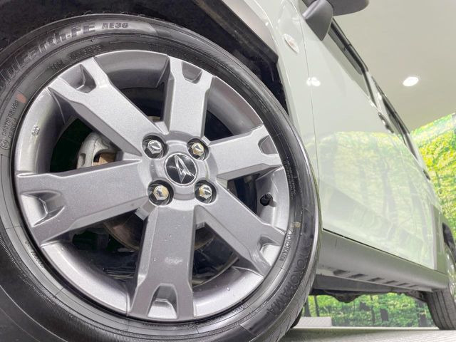 �y����15�C���`�A���~�z�C�[���z�O�ςɃ}�b�`���������A���~�z�C�[���𑕒����Ă���܂��B�e��ЊO�A���~�z�C�[����A�X�^�b�h���X�^�C�����戵�����Ă���܂��B���񂲑��k����������