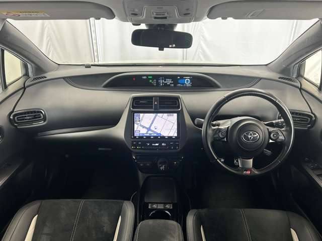 プリウスPHV1.8 S GR スポーツ