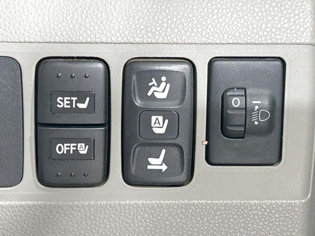 �y�p���[�V�[�g�z�X�C�b�`��ŊȒP�ɃV�[�g�̔��������\!�d��������͂�����܂���!���K�ȃV�[�g�|�W�V�����ɃZ�b�g���āA���K�ȃh���C�u�����y���݂��������B