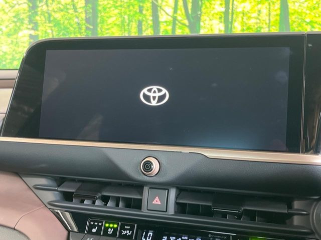 クラウンクロスオーバー2.5 G アドバンスト レザー パッケージ E-Four 4WD