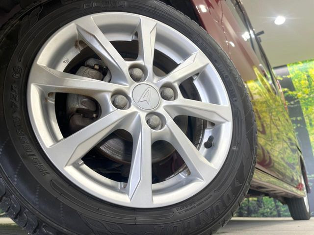 �y����14�C���`�A���~�z�C�[���z�O�ςɃ}�b�`���������A���~�z�C�[���𑕒����Ă���܂��B�e��ЊO�A���~�z�C�[����A�X�^�b�h���X�^�C�����戵�����Ă���܂��B���񂲑��k����������