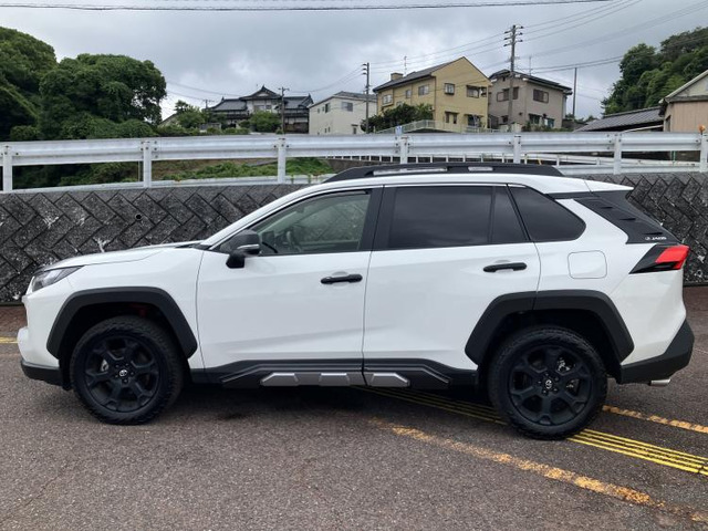 RAV42.5 ハイブリッド アドベンチャー オフロードパッケージ II E-Four 4WD