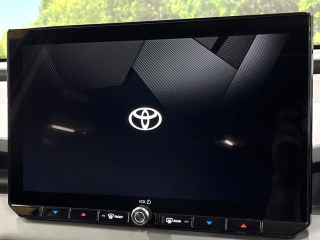 �y12.9�C���` �f�B�X�v���C�I�[�f�B�I�z���ʂ̃f�B�X�v���C��AppleCarPlay��AndroidAuto�����p�\�B�傫�ȉ�ʂŃX�}�z�i�r�A�v���������p���������܂���