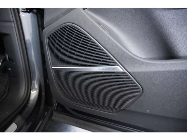 Bang&Olufsen�T�E���h�V�X�e��(19�X�s�[�J�[)