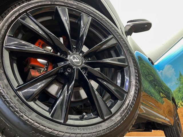 �y����20�C���`�A���~�z�C�[���z�O�ςɃ}�b�`���������A���~�z�C�[���𑕒����Ă���܂��B�e��ЊO�A���~�z�C�[����A�X�^�b�h���X�^�C�����戵�����Ă���܂��B���񂲑��k����������