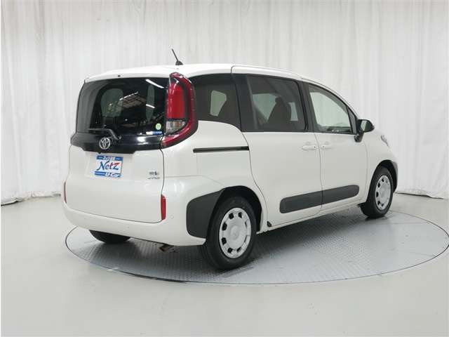 シエンタハイブリッド 1.5 G E-Four 4WD