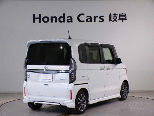 N-BOXカスタムL スロープ
