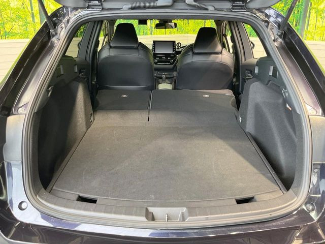 普段のお買い物や通勤、送迎等に十分な荷室スペースを確保しております。セカンドシートを倒すと、大きな荷物の積載も可能です♪