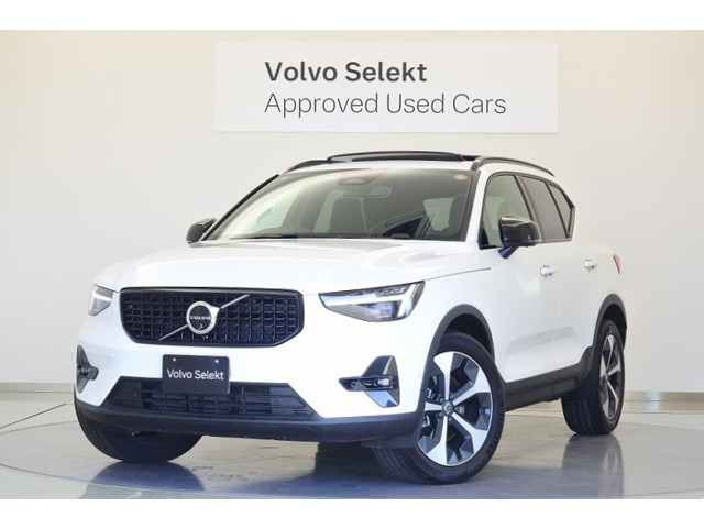 XC40ウルトラ B4 AWD ダークエディション 4WD